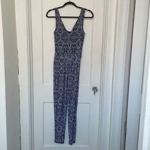 Ambiance Frosted Aztec Geometric Style Jumpsuit Size S Sleeveless